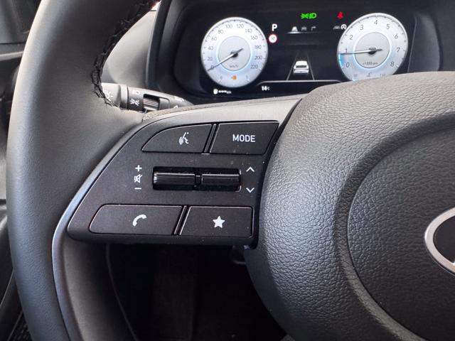 Hyundai i20 COMFORT DCT NAVI SHZ RFK ALU PDC 