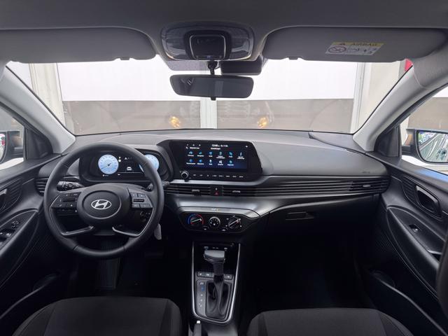Hyundai i20 COMFORT DCT NAVI SHZ RFK ALU PDC 