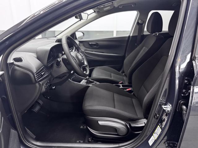 Hyundai i20 COMFORT DCT NAVI SHZ RFK ALU PDC 