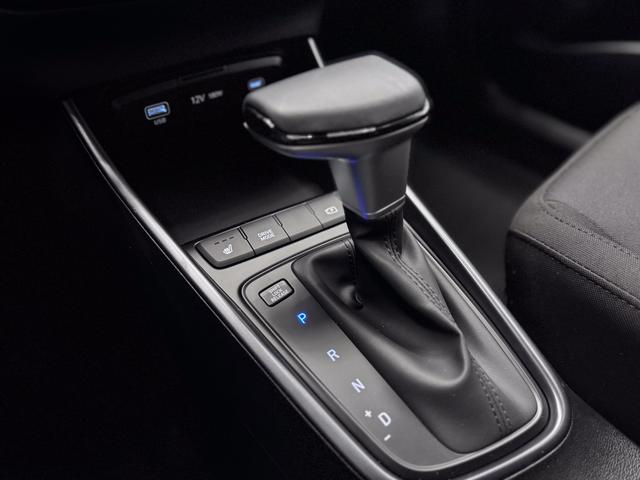Hyundai i20 COMFORT DCT NAVI SHZ RFK ALU PDC 