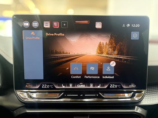 Cupra Leon Sportstourer 1.5 eTSI DSG AHK KEYLESS RFK ACC PDC SHZ 