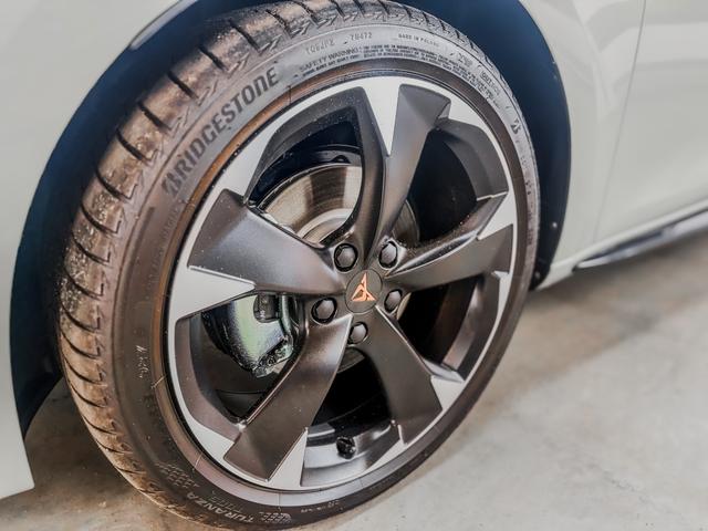 Cupra Leon Sportstourer 1.5 eTSI DSG AHK KEYLESS RFK ACC PDC SHZ 