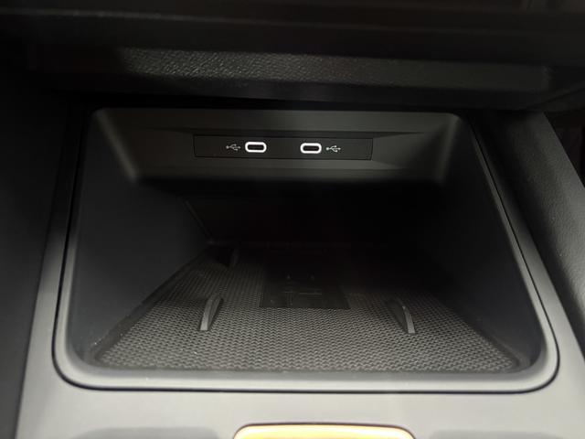 Cupra Leon Sportstourer 1.5 eTSI DSG AHK KEYLESS RFK ACC PDC SHZ 