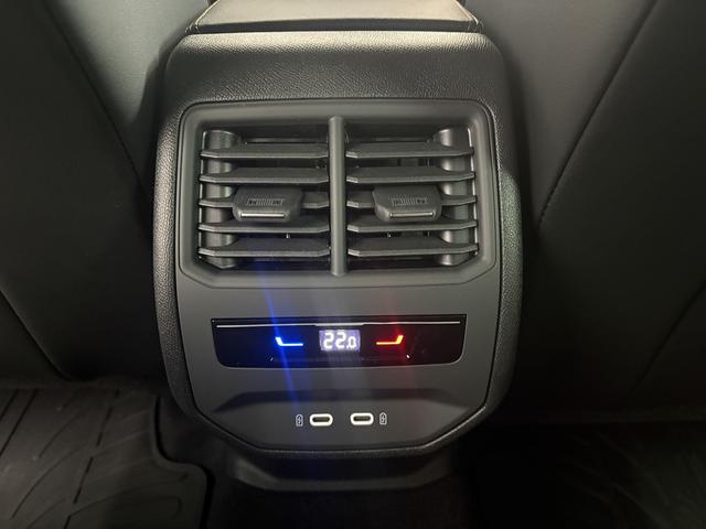 Cupra Leon Sportstourer 1.5 eTSI DSG AHK KEYLESS RFK ACC PDC SHZ 