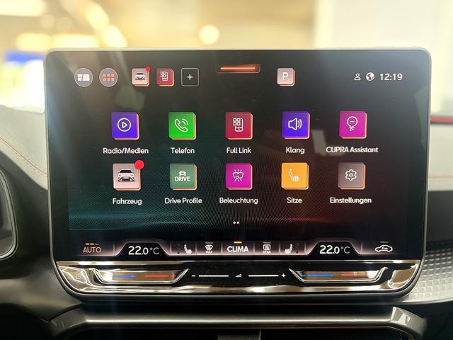 Cupra Leon Sportstourer 1.5 eTSI DSG AHK KEYLESS RFK ACC PDC SHZ 