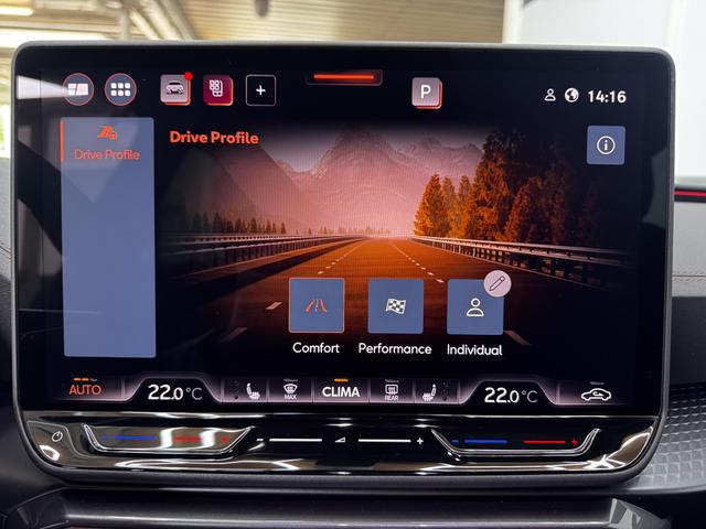Cupra Leon 1.5 TSI MATRIX NAVI INTELLIGENT DRIVE SHZ KEYLESS 
