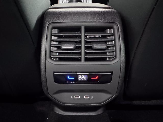 Cupra Leon 1.5 TSI MATRIX NAVI INTELLIGENT DRIVE SHZ KEYLESS 
