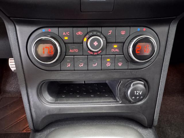Nissan Qashqai TEKNA CVT 4x4 7-Sitzer NAVI XENON KEYLESS SHZ 