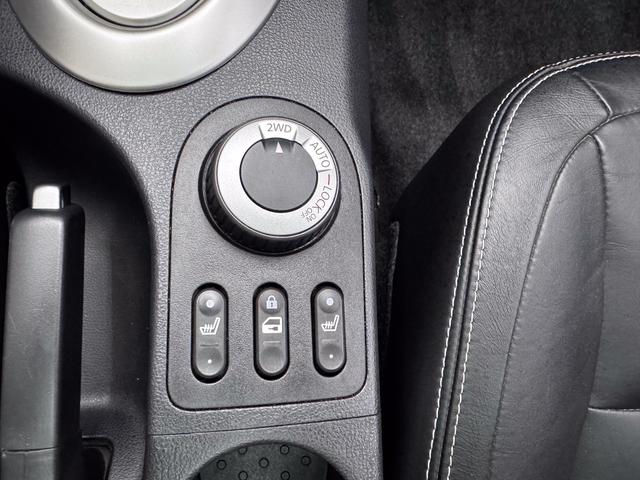 Nissan Qashqai TEKNA CVT 4x4 7-Sitzer NAVI XENON KEYLESS SHZ 