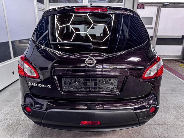 Nissan Qashqai TEKNA CVT 4x4 7-Sitzer NAVI XENON KEYLESS SHZ 