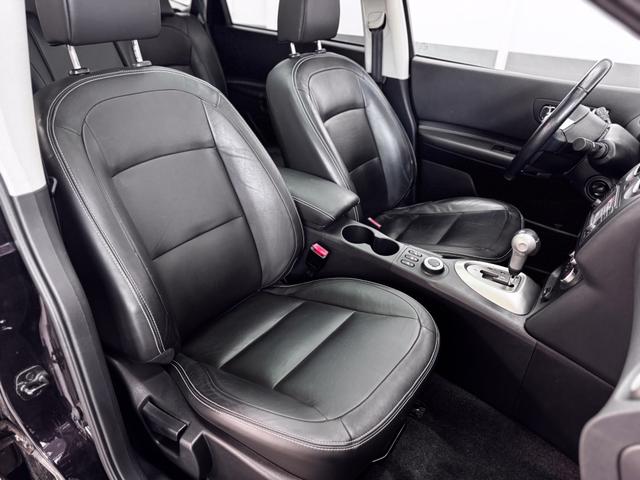Nissan Qashqai TEKNA CVT 4x4 7-Sitzer NAVI XENON KEYLESS SHZ 