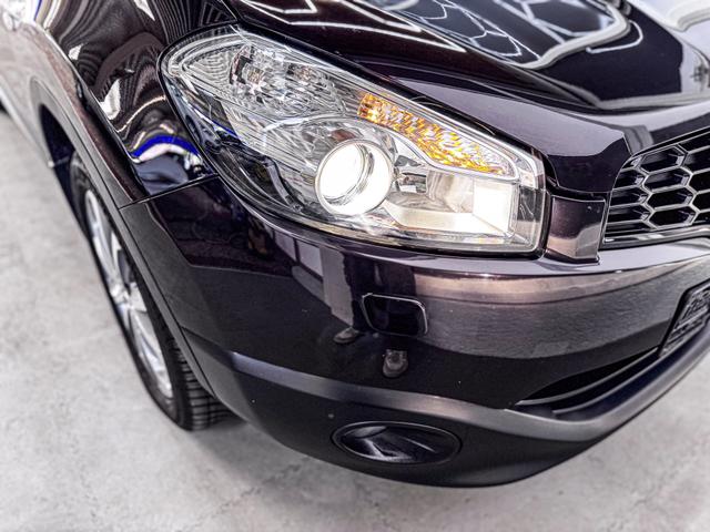Nissan Qashqai TEKNA CVT 4x4 7-Sitzer NAVI XENON KEYLESS SHZ 