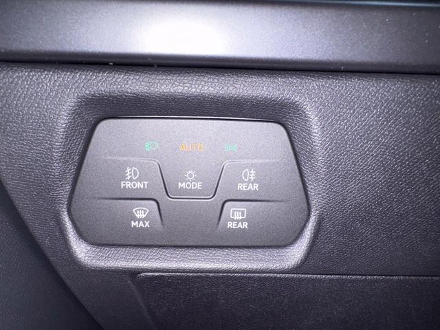 Cupra Leon Sportstourer 1.5 TSI SHZ RFK KEYLESS LED 