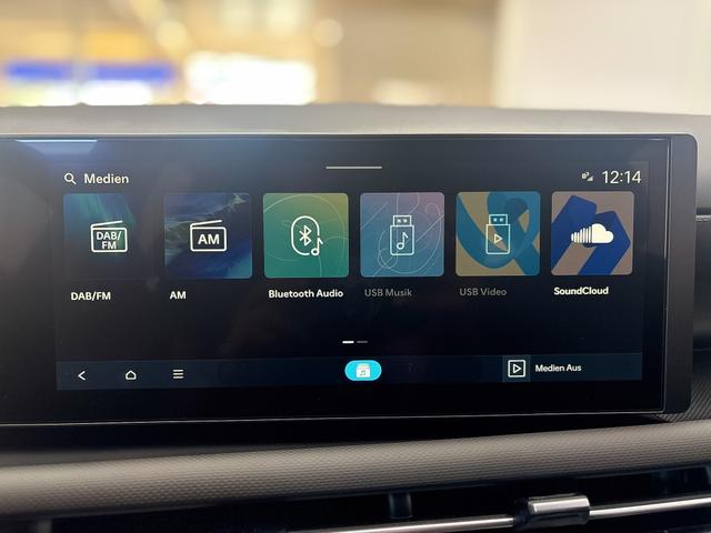 Hyundai TUCSON TREND DCT SHZ RFK NAVI TEMPOMAT 
