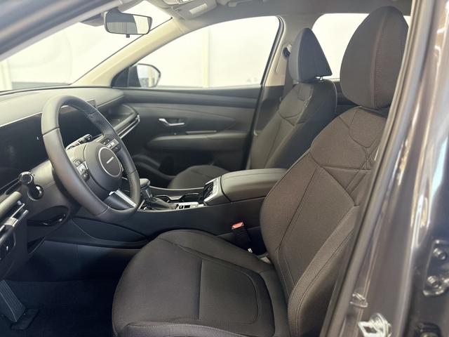 Hyundai TUCSON TREND DCT SHZ RFK NAVI TEMPOMAT 