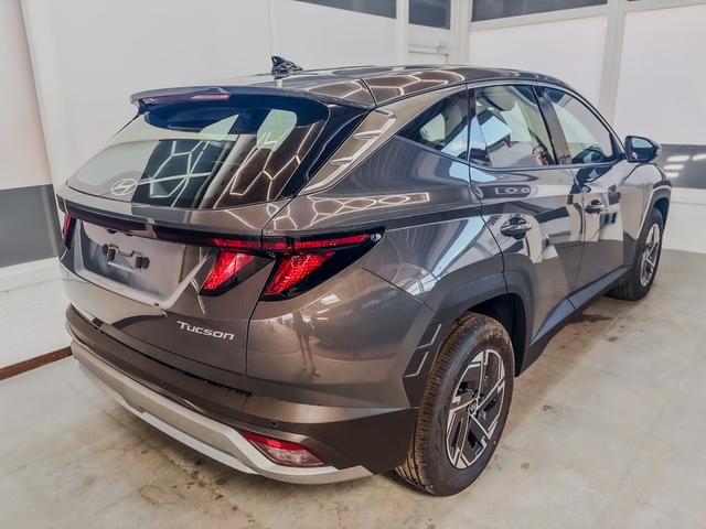 Hyundai TUCSON TREND DCT SHZ RFK NAVI TEMPOMAT 