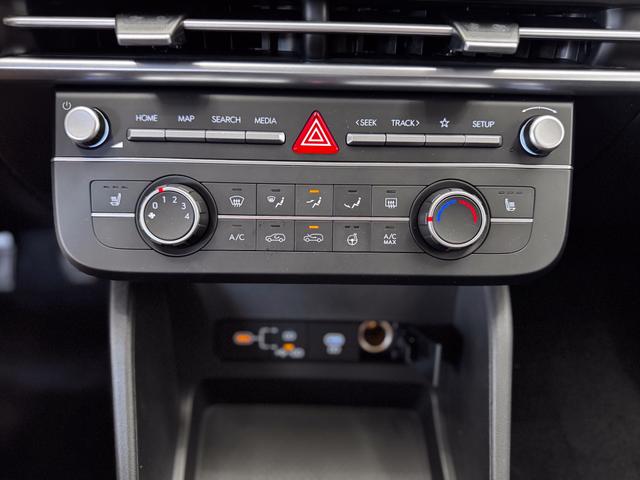 Hyundai TUCSON TREND SHZ RFK NAVI TEMPOMAT 