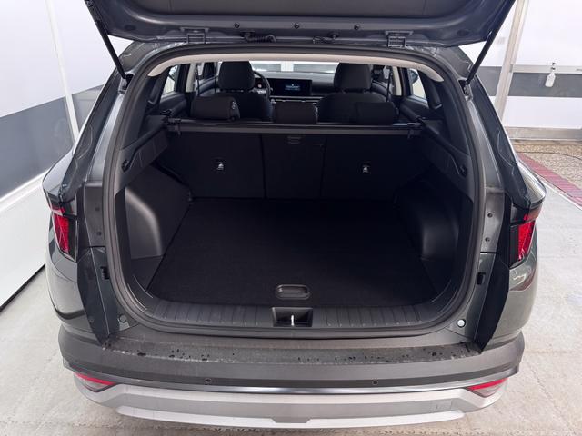 Hyundai TUCSON TREND SHZ RFK NAVI TEMPOMAT 