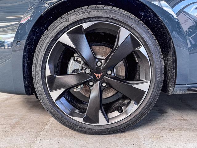 Cupra Leon Sportstourer 1.5 eTSI DSG AHK MATRIX INTELLIGENT DRIVE KEYLESS RFK ACC PDC SHZ 