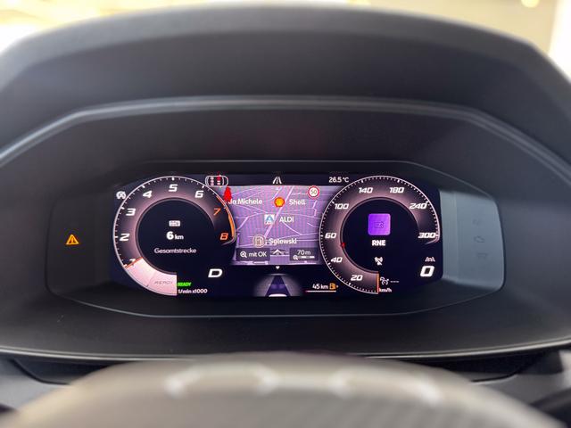 Cupra Leon Sportstourer 1.5 eTSI DSG AHK MATRIX INTELLIGENT DRIVE KEYLESS RFK ACC PDC SHZ 