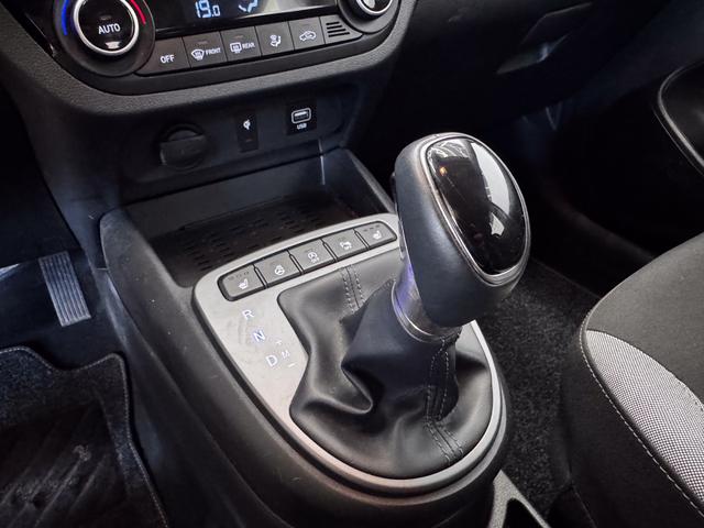 Hyundai i10 TREND AUT SHZ PDC ALU KLIMAAUTOMATIK 