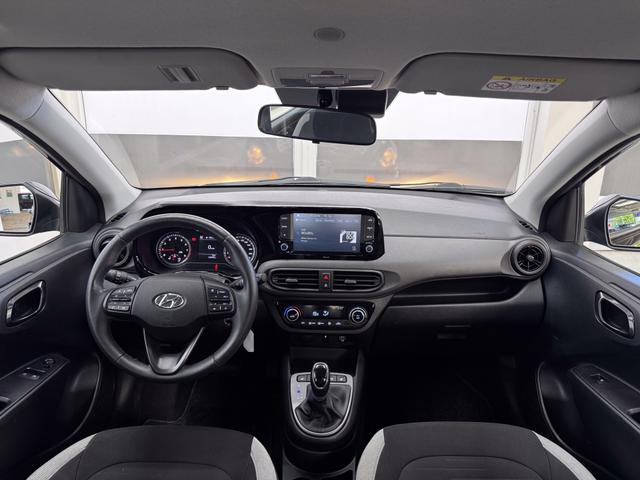 Hyundai i10 TREND AUT SHZ PDC ALU KLIMAAUTOMATIK 