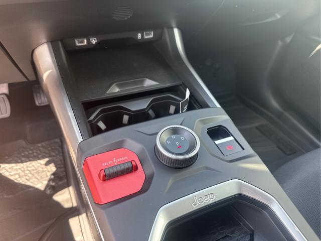 Jeep / Compass / Grau / / / 