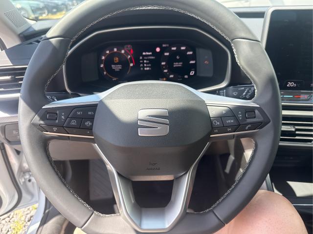 Seat / Leon / Grau / / / 