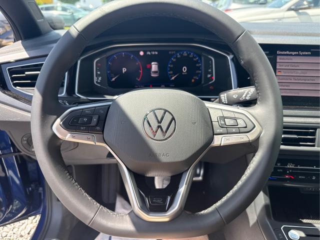 Volkswagen / Taigo / Grau / / / 