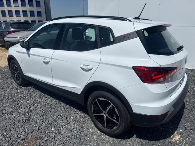 Seat / Arona / Grau / / / 