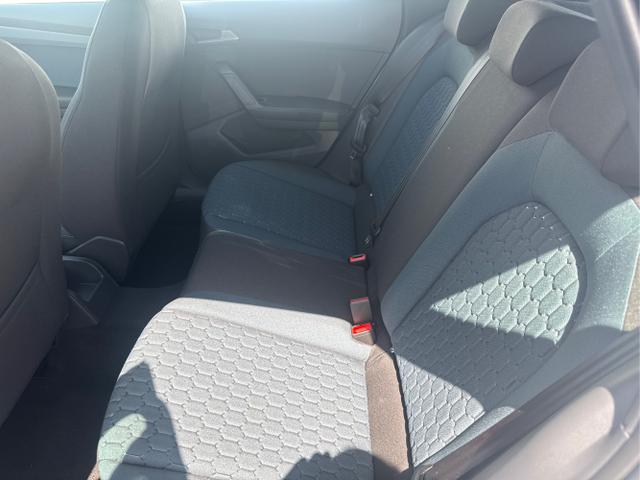 Seat / Arona / Grau / / / 