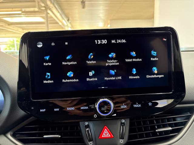 Hyundai i30 STYLE DCT ALU SHZ NAVI RFK PDC 