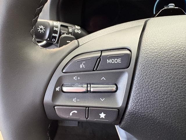 Hyundai i30 STYLE DCT ALU SHZ NAVI RFK PDC 