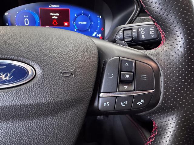 Ford Kuga ST-Line AUT AHK NAVI ACC SHZ RFK LED 