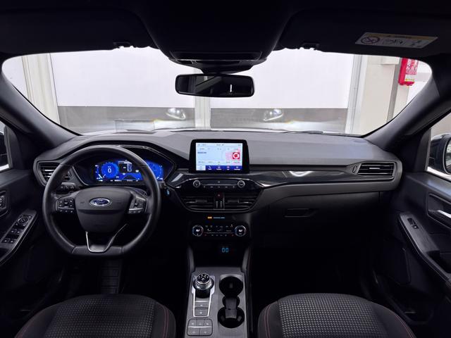 Ford Kuga ST-Line AUT AHK NAVI ACC SHZ RFK LED 