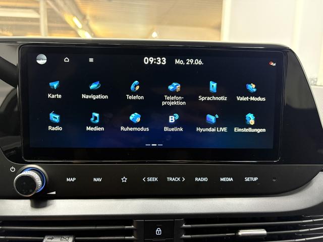 Hyundai i20 COMFORT DCT NAVI SHZ RFK ALU PDC 