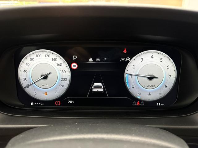 Hyundai i20 COMFORT DCT NAVI SHZ RFK ALU PDC 