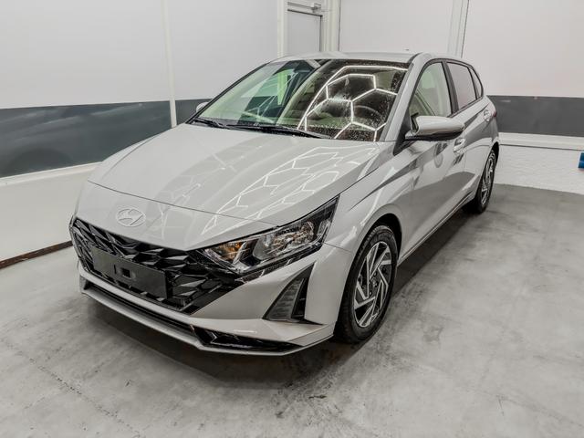 Hyundai i20 - COMFORT DCT NAVI SHZ RFK ALU PDC