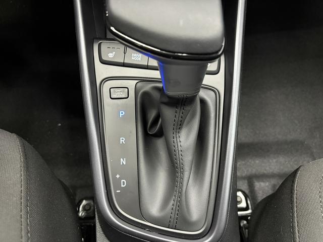 Hyundai i20 COMFORT DCT NAVI SHZ RFK ALU PDC 