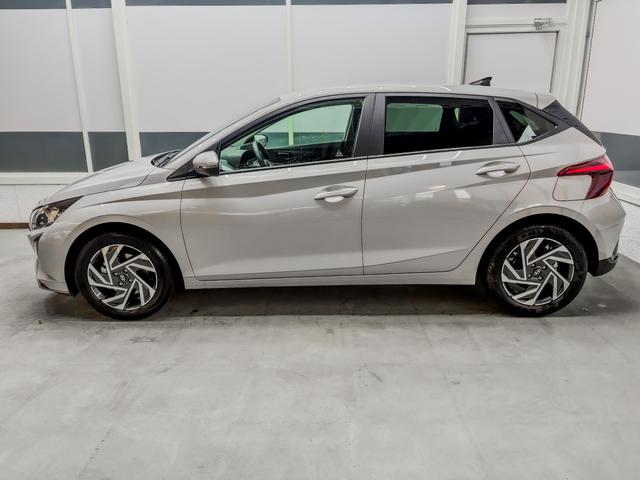 Hyundai i20 COMFORT DCT NAVI SHZ RFK ALU PDC 