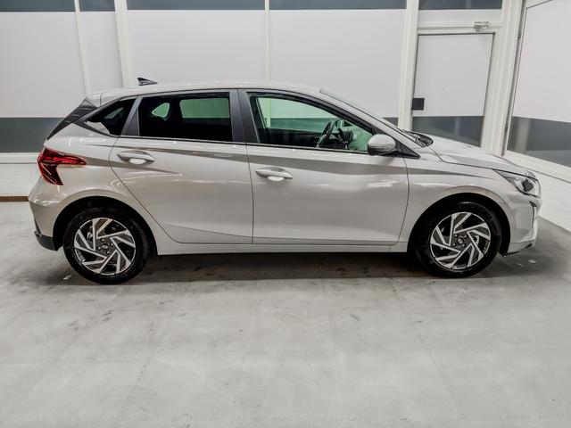 Hyundai i20 COMFORT DCT NAVI SHZ RFK ALU PDC 