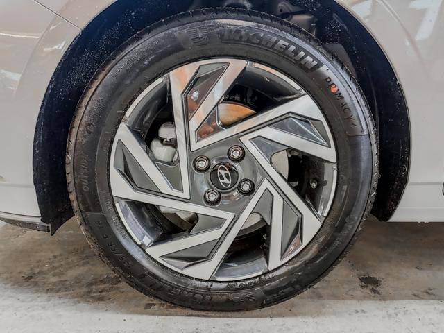 Hyundai i20 COMFORT DCT NAVI SHZ RFK ALU PDC 