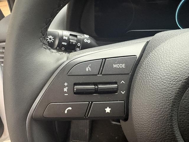 Hyundai i20 COMFORT DCT NAVI SHZ RFK ALU PDC 
