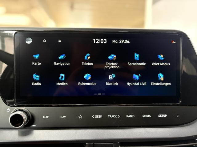 Hyundai i20 COMFORT DCT NAVI SHZ RFK ALU PDC 
