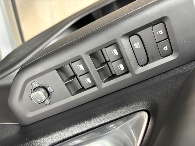 Jeep Compass ALTITUDE DCT PANO 360 KAMERA SHZ HUD FOCAL BSD EL.HECKKLAPPE ACC 