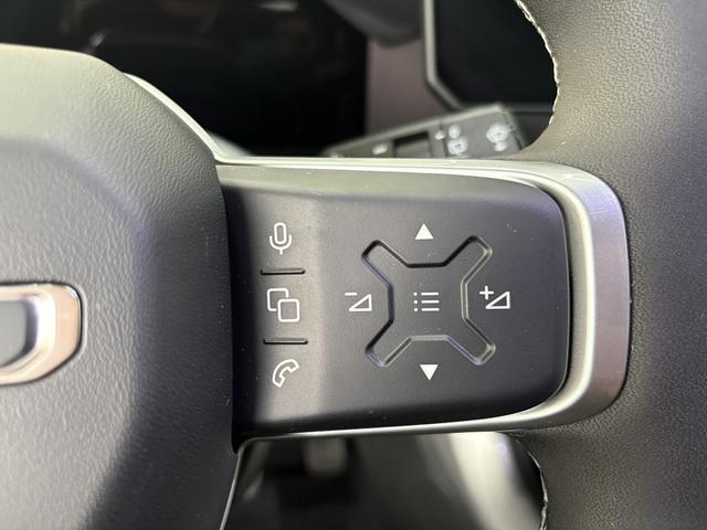 Jeep Compass ALTITUDE DCT PANO 360 KAMERA SHZ HUD FOCAL BSD EL.HECKKLAPPE ACC 