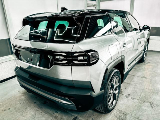 Jeep Compass ALTITUDE DCT PANO 360 KAMERA SHZ HUD FOCAL BSD EL.HECKKLAPPE ACC 