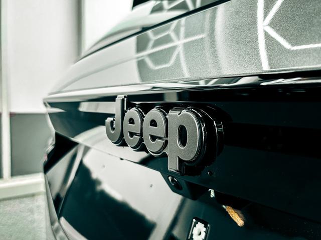 Jeep Compass ALTITUDE DCT PANO 360 KAMERA SHZ HUD FOCAL BSD EL.HECKKLAPPE ACC 