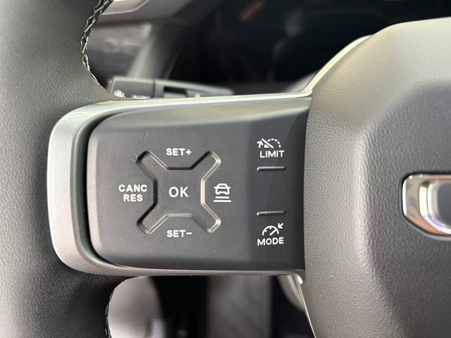 Jeep Compass ALTITUDE DCT PANO 360 KAMERA SHZ HUD FOCAL BSD EL.HECKKLAPPE ACC 