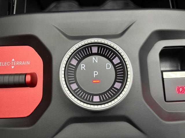 Jeep Compass ALTITUDE DCT PANO 360 KAMERA SHZ HUD FOCAL BSD EL.HECKKLAPPE ACC 